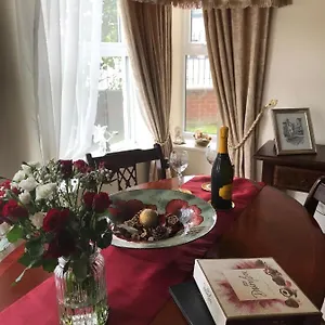 A Luxury In Apartment York